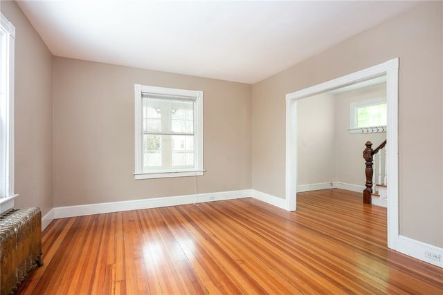 5 Cummings Road, Newport, RI 02840