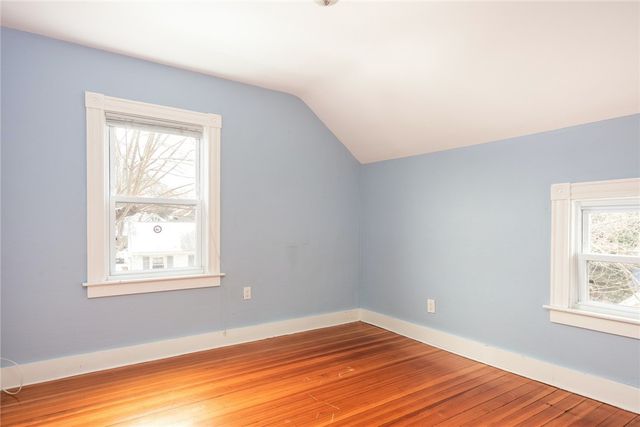 5 Cummings Road, Newport, RI 02840