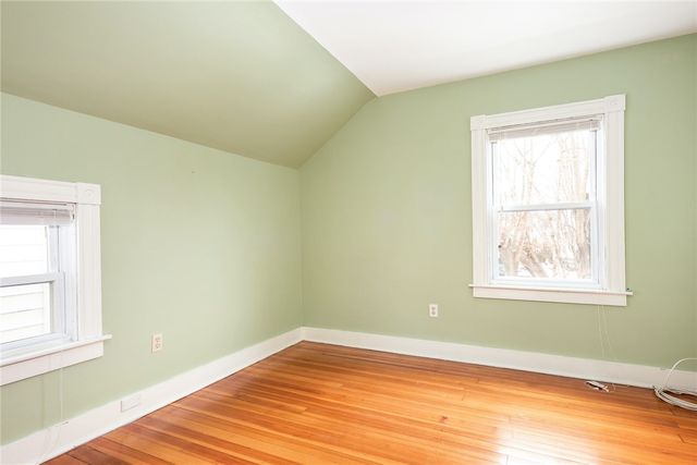 5 Cummings Road, Newport, RI 02840