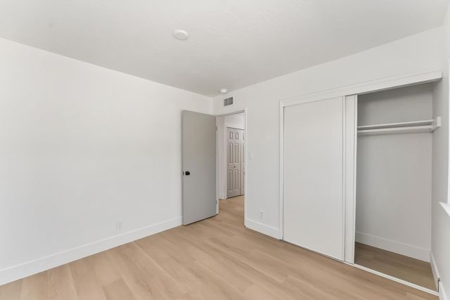 4242 Worthington Dr, North Highlands, CA 95660