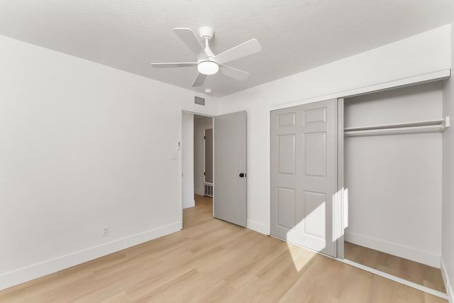 4242 Worthington Dr, North Highlands, CA 95660