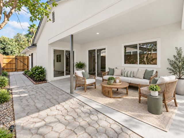 4242 Worthington Dr, North Highlands, CA 95660