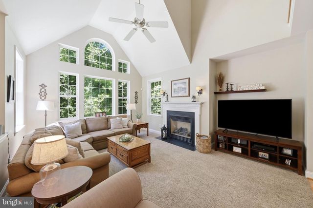 13 HOLLYBROOK RD, Mullica Hill, NJ 08062