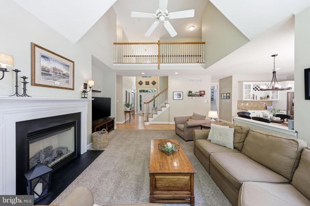 13 HOLLYBROOK RD, Mullica Hill, NJ 08062