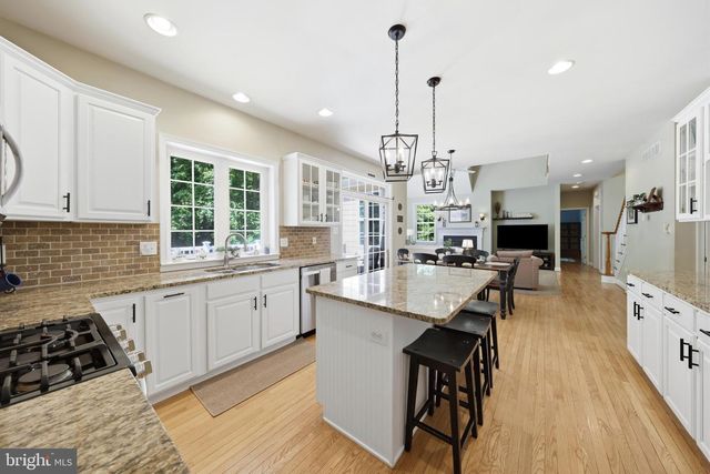 13 HOLLYBROOK RD, Mullica Hill, NJ 08062