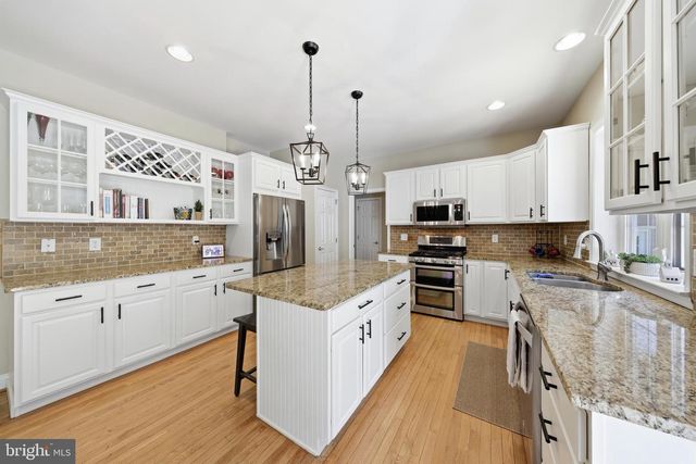 13 HOLLYBROOK RD, Mullica Hill, NJ 08062