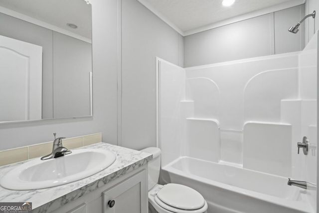 93 Thrasher Lane E, Jesup, GA 31545