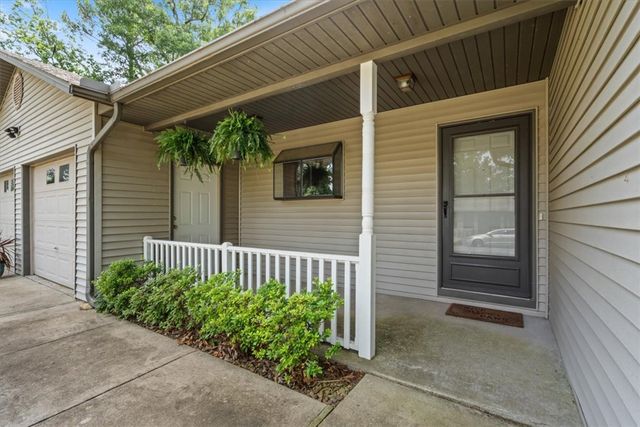 12 Hillcrest Drive, Holiday Island, AR 72631