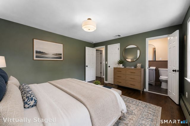 16 Gilbert Hill Road, North Haven, CT 06473