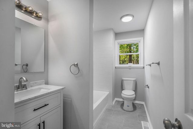 840 JARVIS ROAD, Sicklerville, NJ 08081
