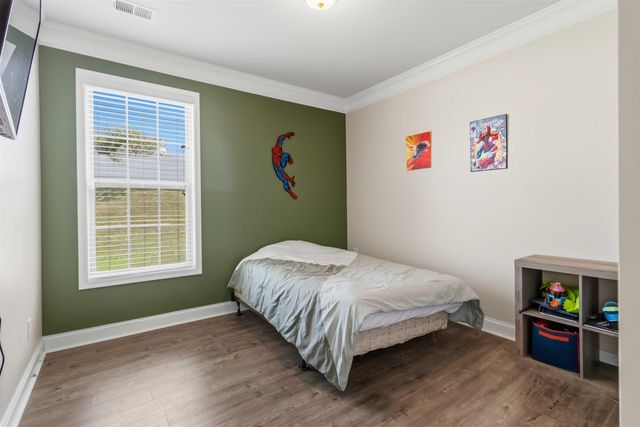 909 Deephallow Place, Greer, SC 29651