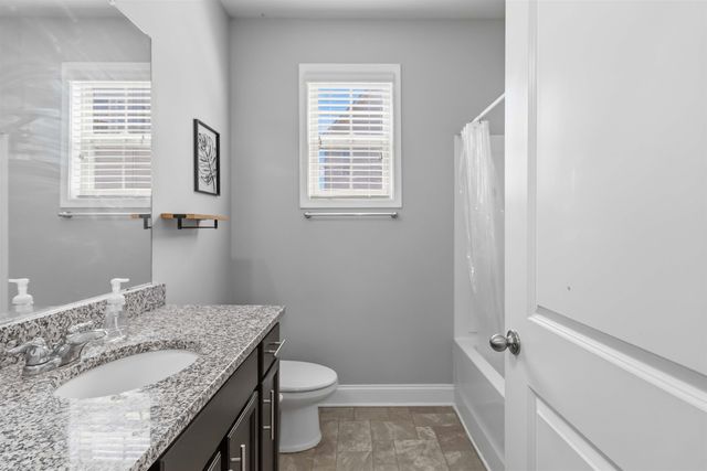 909 Deephallow Place, Greer, SC 29651