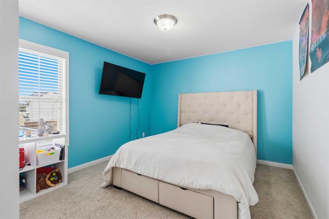909 Deephallow Place, Greer, SC 29651