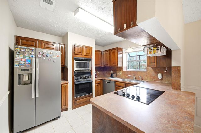 16926 Applecross Lane, Houston, TX 77084