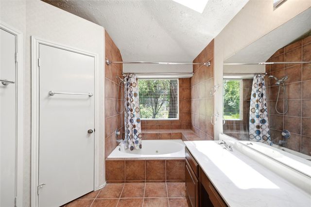 16926 Applecross Lane, Houston, TX 77084