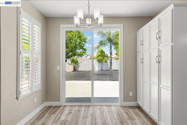 2449 Almanor Drive, Tracy, CA 95304