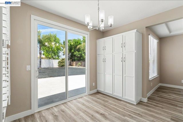 2449 Almanor Drive, Tracy, CA 95304
