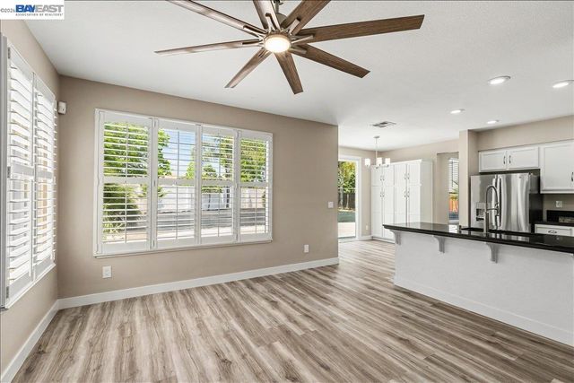 2449 Almanor Drive, Tracy, CA 95304