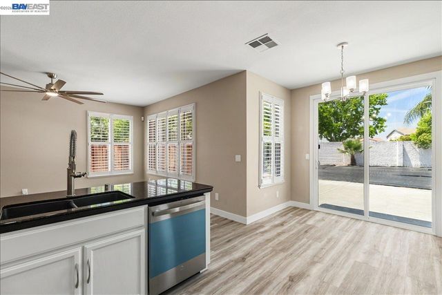 2449 Almanor Drive, Tracy, CA 95304