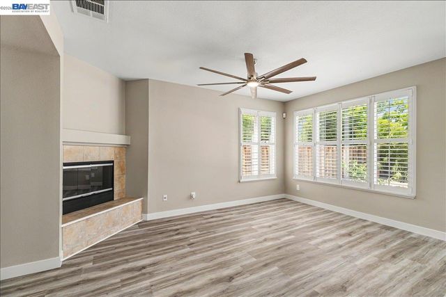 2449 Almanor Drive, Tracy, CA 95304