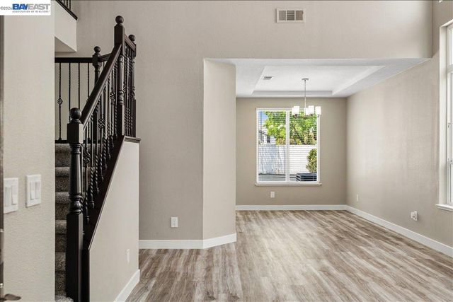 2449 Almanor Drive, Tracy, CA 95304