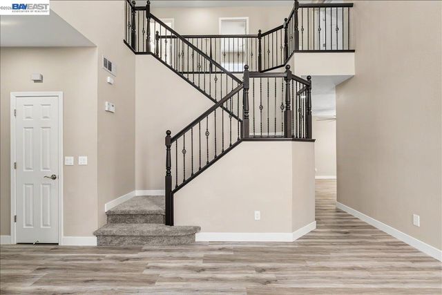 2449 Almanor Drive, Tracy, CA 95304