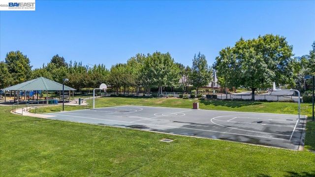2449 Almanor Drive, Tracy, CA 95304