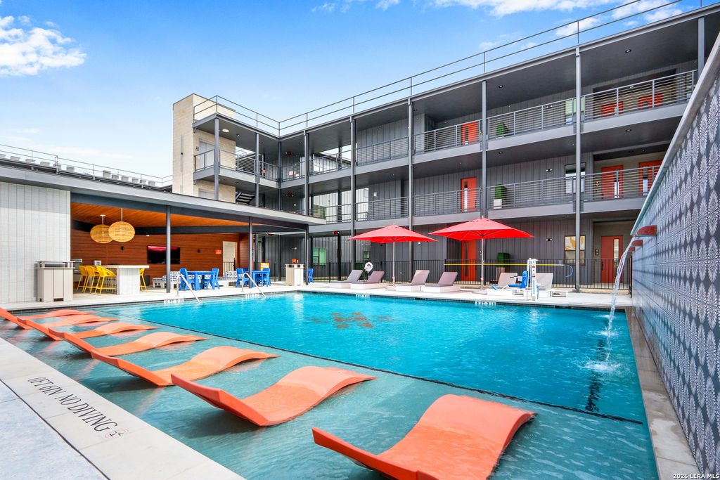 2165 Gabriels Pl Apt 1207, New Braunfels, TX 78130