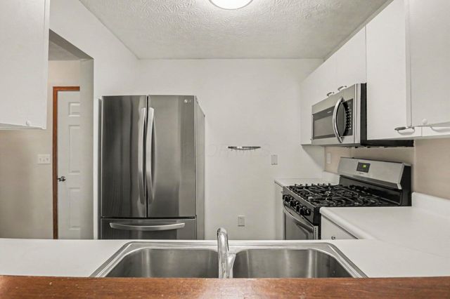 5641 Wigmore Drive, 51E, Columbus, OH 43235