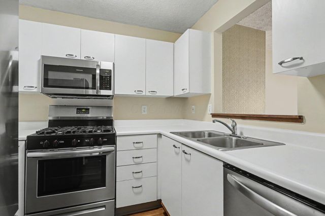 5641 Wigmore Drive, 51E, Columbus, OH 43235