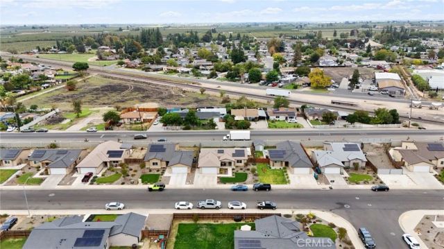 7418 W Meadowlark Court, Winton, CA 95388