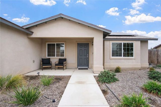 7418 W Meadowlark Court, Winton, CA 95388