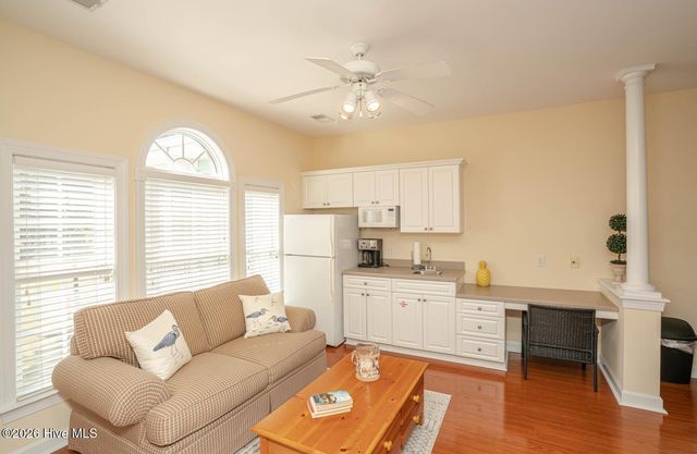 140 Avian Drive Apt 3713, Sunset Beach, NC 28468