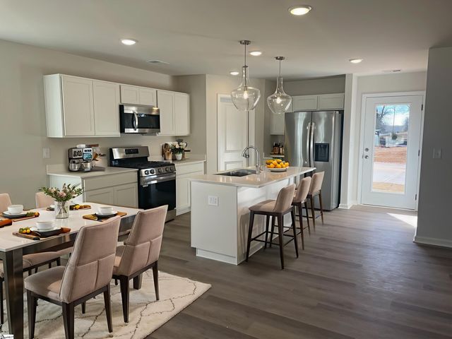 110 Wyndham Way, Laurens, SC 29360