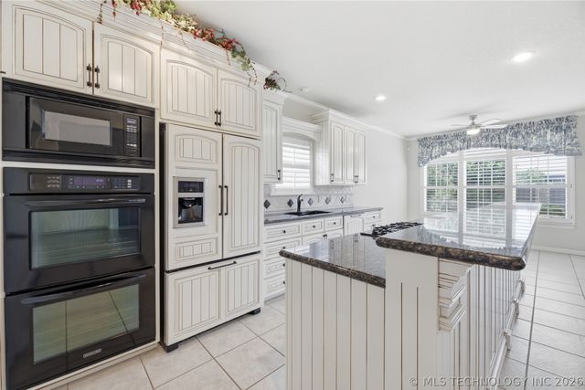 3920 S Sequoia Avenue, Broken Arrow, OK 74011