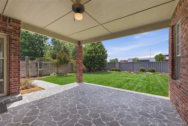 3920 S Sequoia Avenue, Broken Arrow, OK 74011
