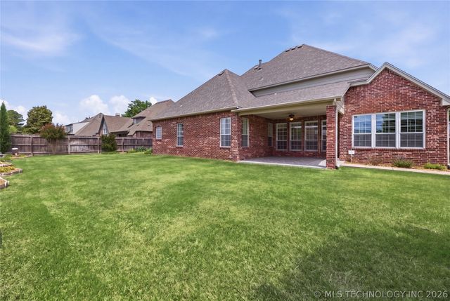 3920 S Sequoia Avenue, Broken Arrow, OK 74011