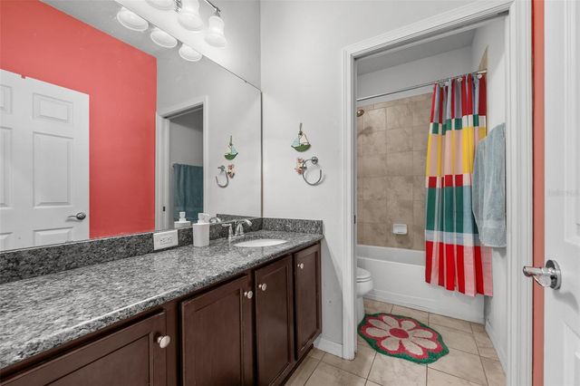 2212 LANDSIDE DRIVE, Valrico, FL 33594