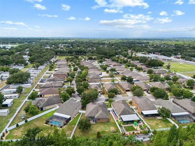 2212 LANDSIDE DRIVE, Valrico, FL 33594