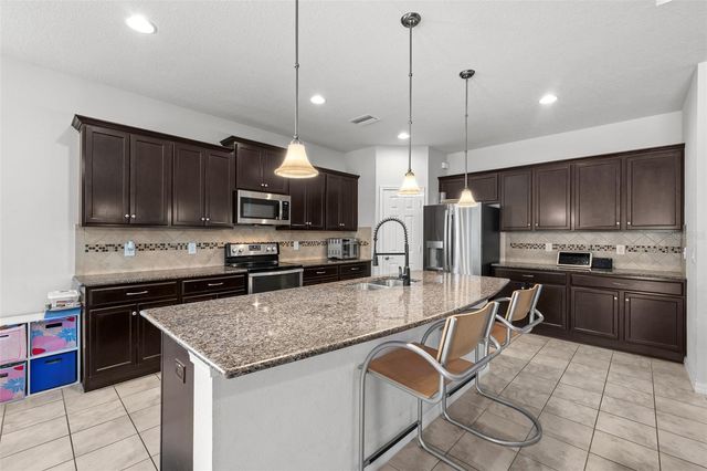 2212 LANDSIDE DRIVE, Valrico, FL 33594