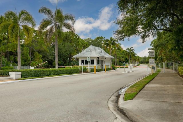 1790 SW Willowbend Lane, Palm City, FL 34990