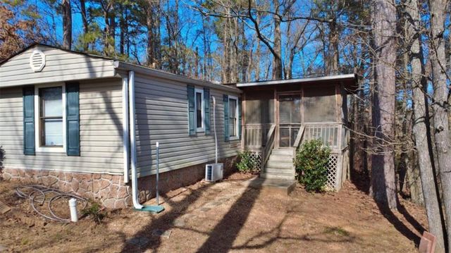 7112 E Blacks Bluff Road, Cave Spring, GA 30124
