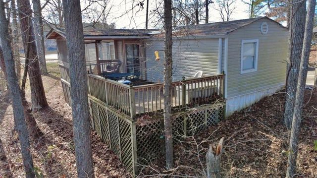 7112 E Blacks Bluff Road, Cave Spring, GA 30124