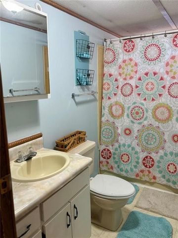 7112 E Blacks Bluff Road, Cave Spring, GA 30124