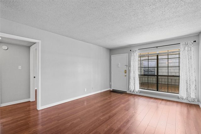 2425 Ashdale DR 92, Austin, TX 78757