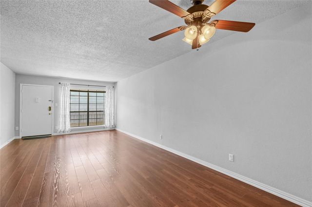 2425 Ashdale DR 92, Austin, TX 78757