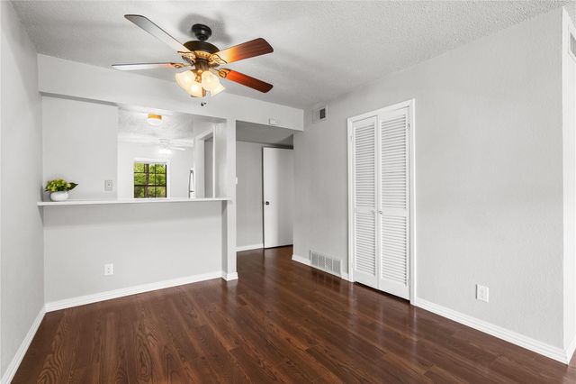 2425 Ashdale DR 92, Austin, TX 78757