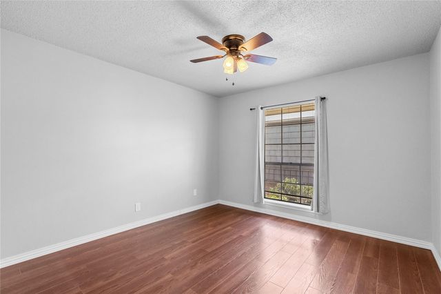 2425 Ashdale DR 92, Austin, TX 78757