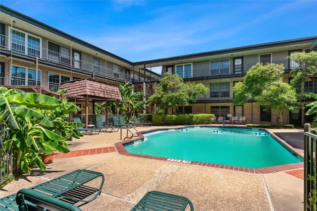 2425 Ashdale DR 92, Austin, TX 78757