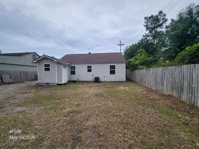1610 Remount Road, North Charleston, SC 29406